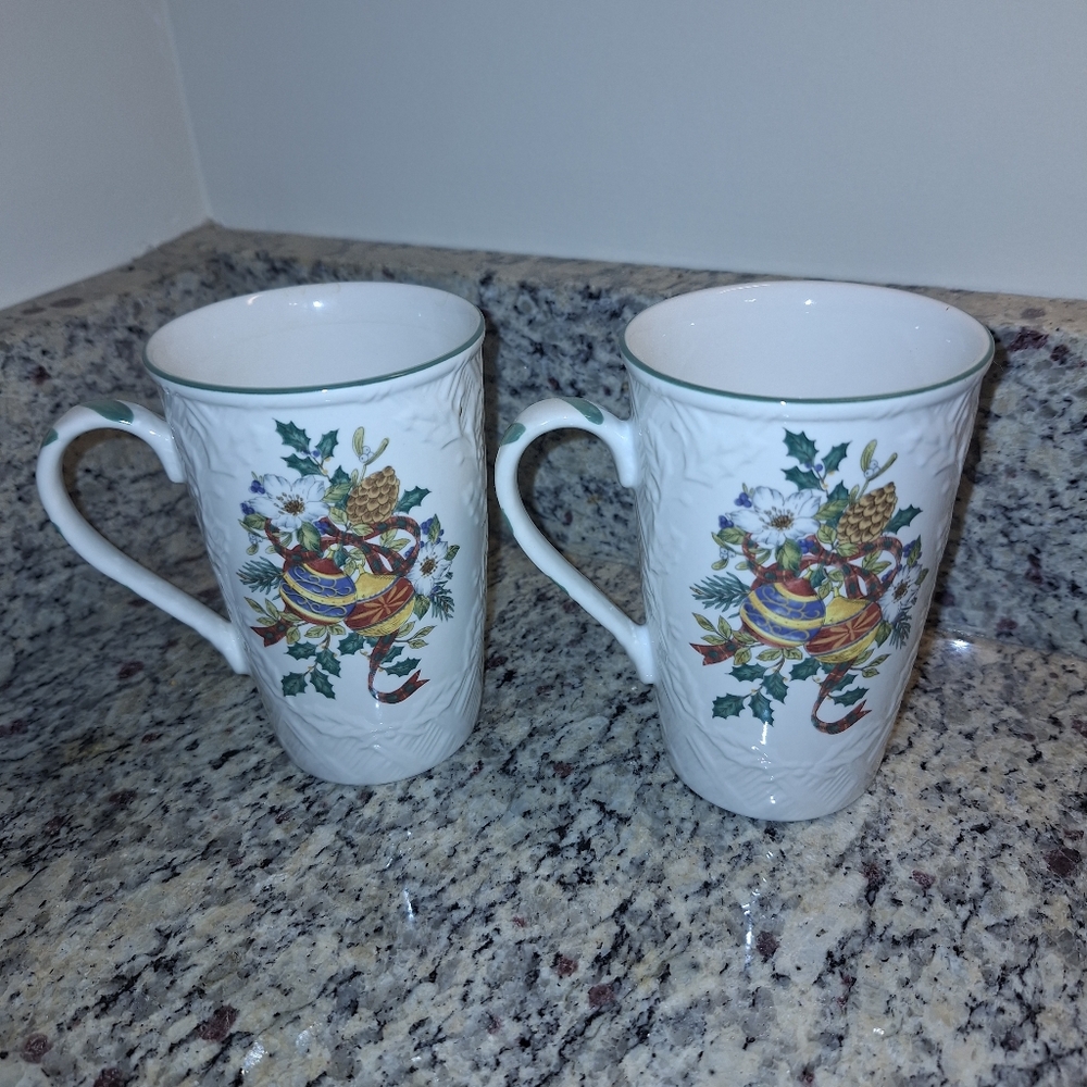 Vintage Mikasa Coffee Mugs~Festive Spirit~English Countryside~Tea Cups~Christmas
